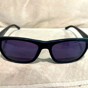 TOM FORD Guilio FT0698 02V Sunglasses